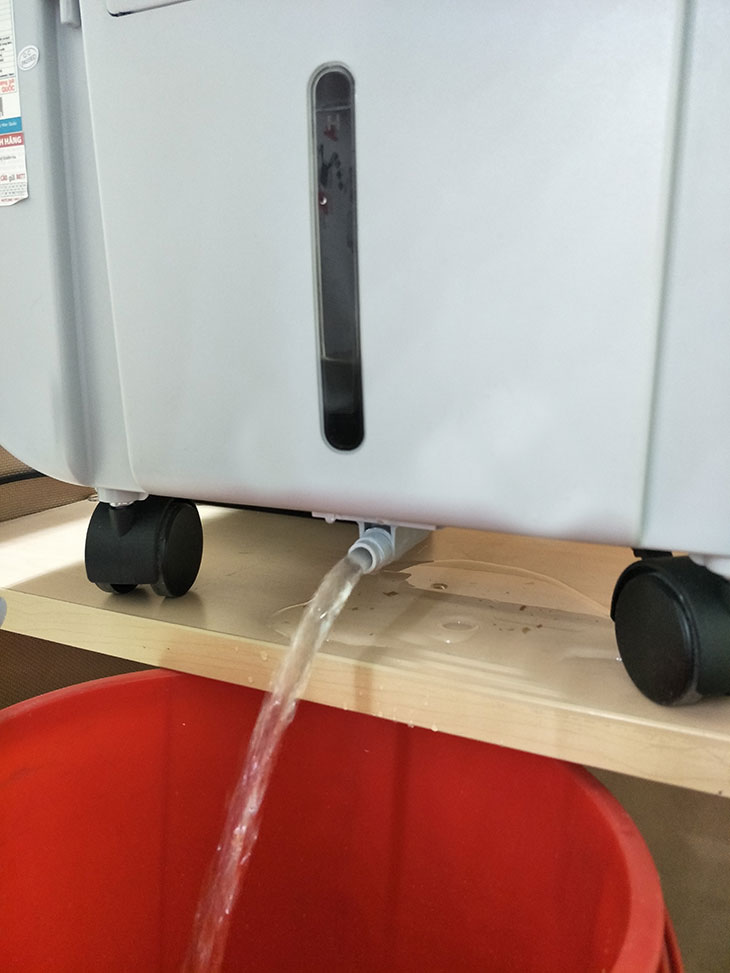 Vệ sinh máy quạt hơi nước