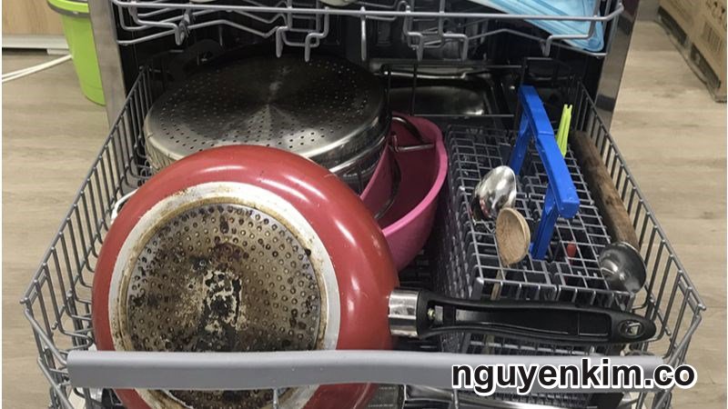 sửa máy rửa chén Electrolux