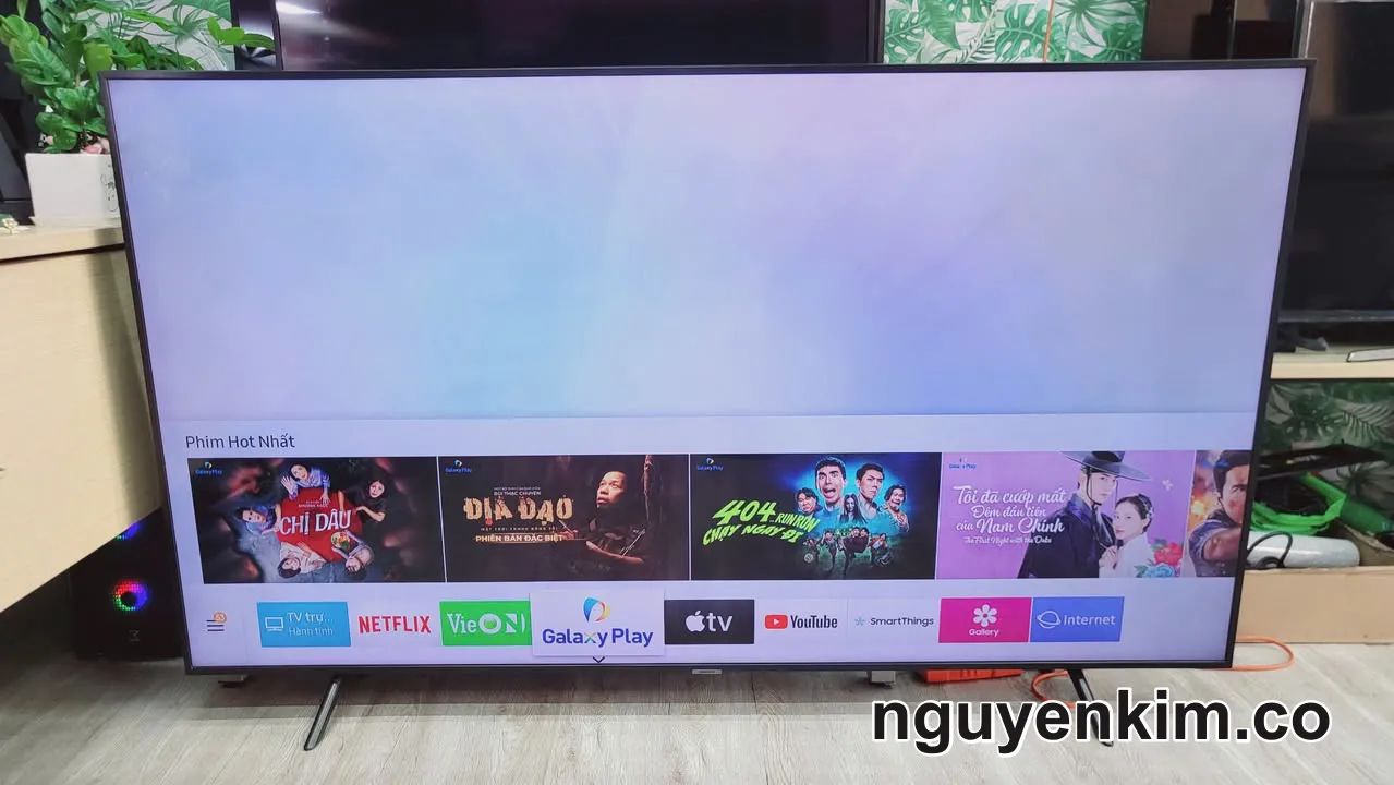 Tivi Samsung 70 Inch Màn Hình 4K Giọng Nói Model 70RU7200