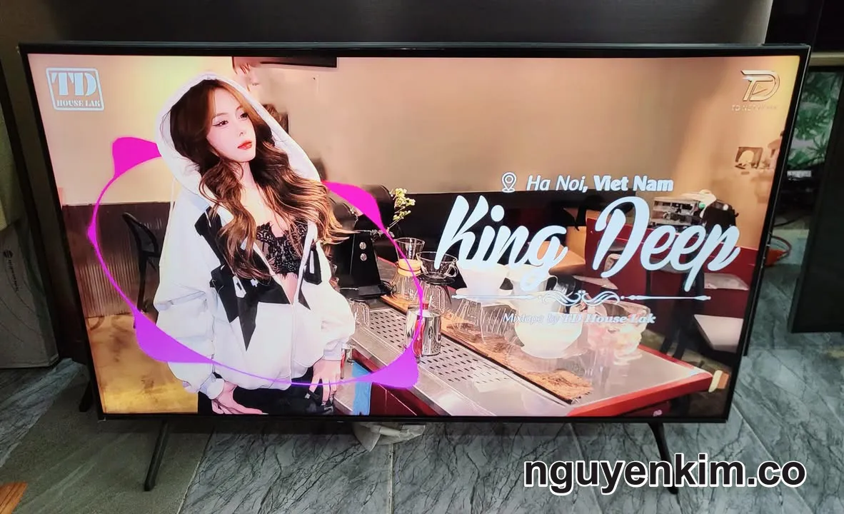 Tivi Samsung 43 Inch Màn Hình 4K Giọng Nói, Model 43TU8000 - Mua Tv Cũ