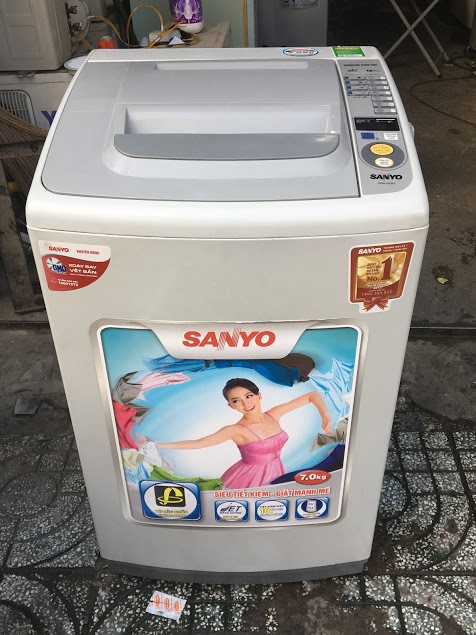 Máy giặt cũ Aqua 7kg